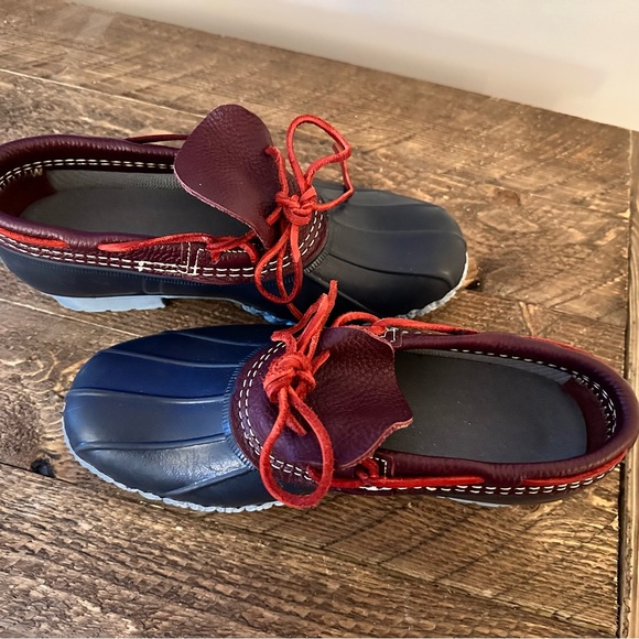 L.L. Bean Navy Duck Boots Leather Rubber Moc - Picture 6 of 16